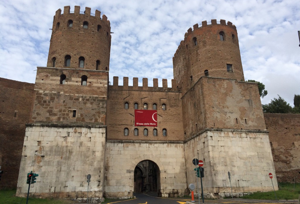 Corrado Augias e la bellezza di Roma mura aureliane